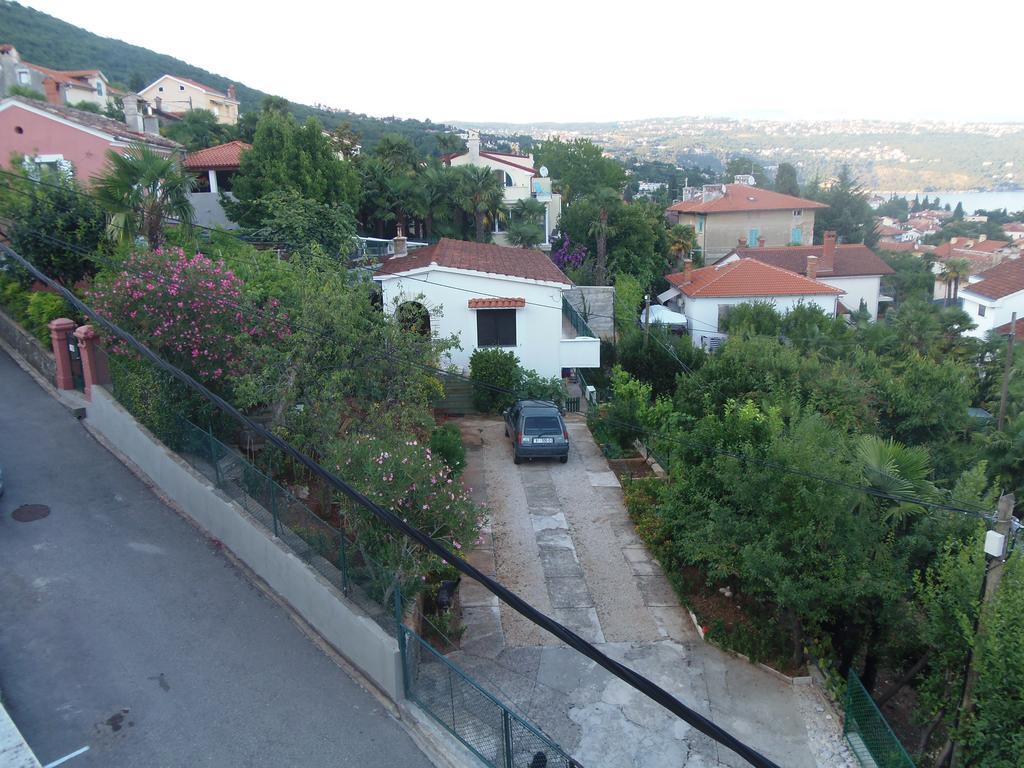 Sunflower Apartment Opatija Rom bilde